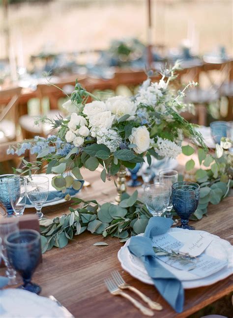 blue wedding centrepieces